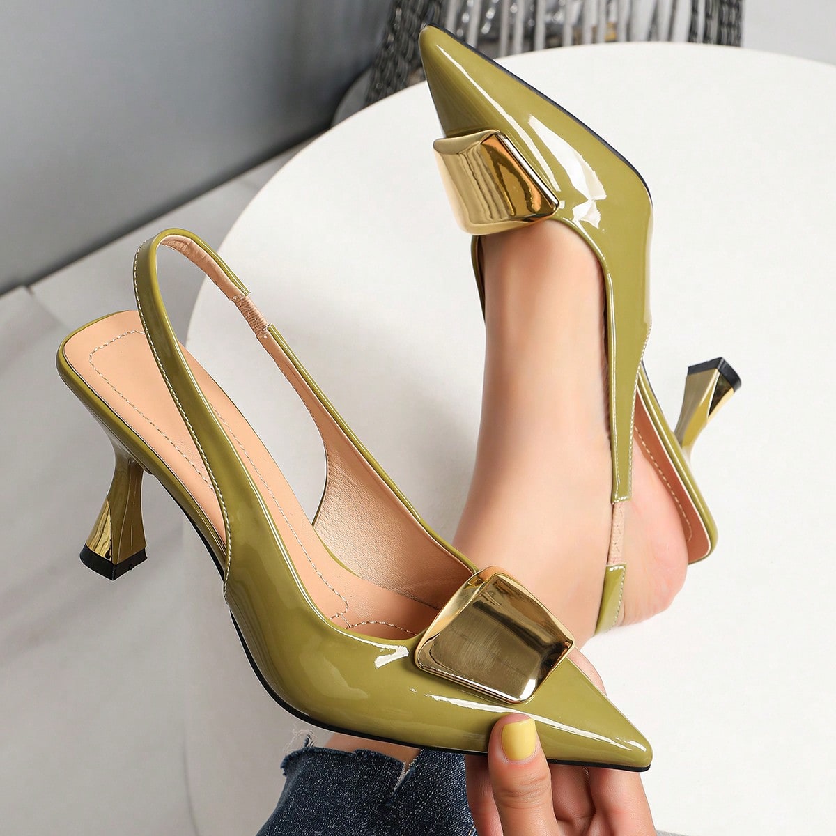 Women'S Shoes Clogs - 세련된 디자인의 여성용 뾰족코 슬링백 힐,