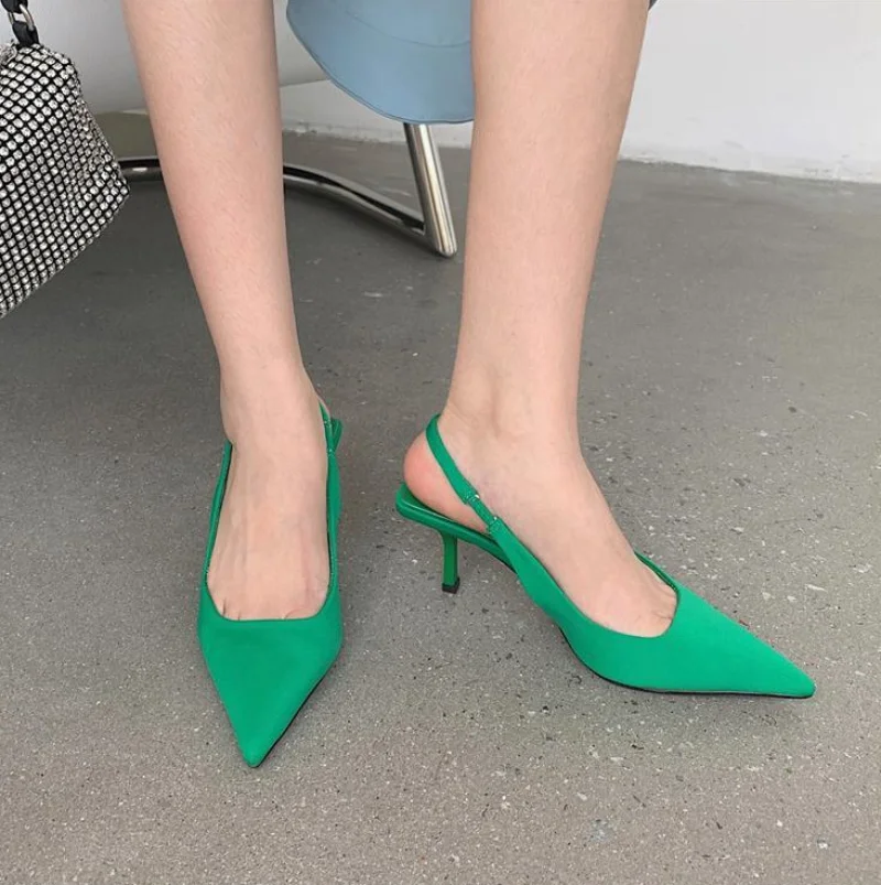 2025년 봄 신상 뾰족한 굽 중간 굽 샌들 힐 그린  - Women'S Shoes Clogs 리뷰 및 가격